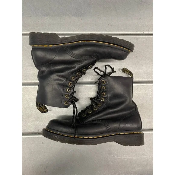 Dr. Martens 1460 Pascal Combat Boots Womens 7 Black Leather Lace Up - Picture 12 of 14